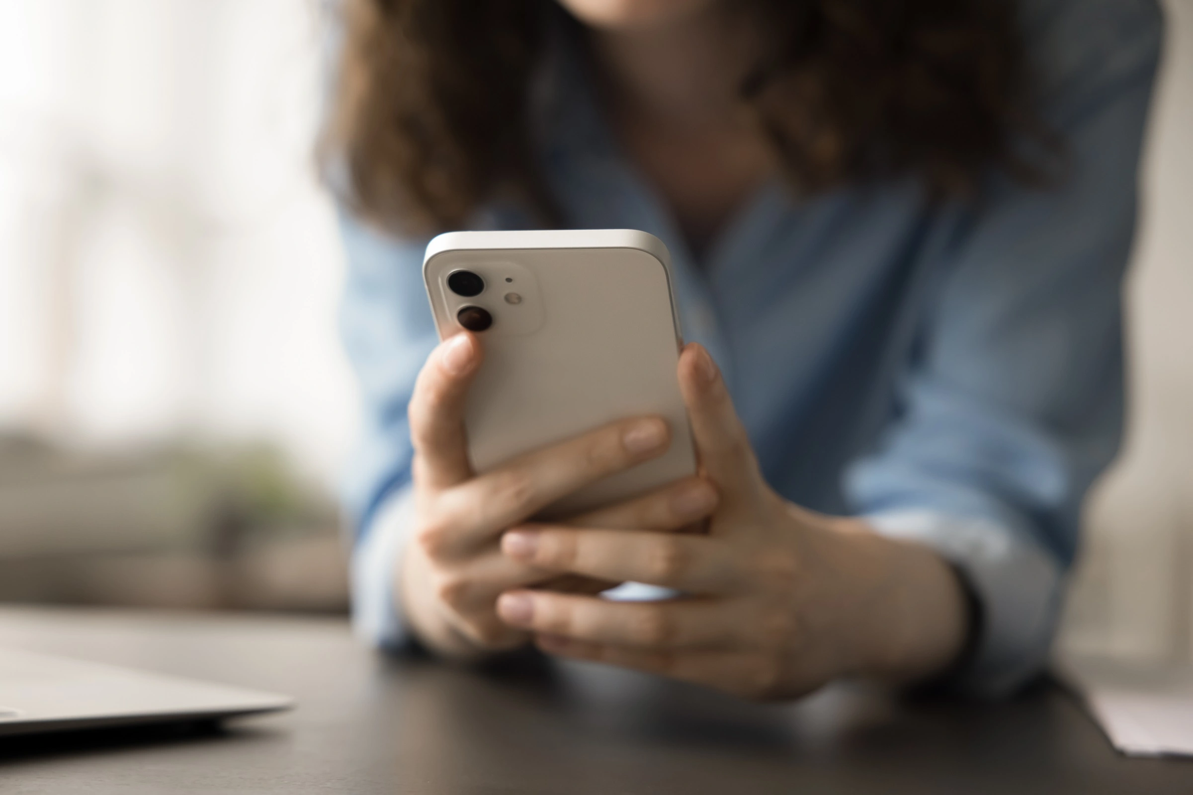 Podszywają się pod Urząd Skarbowy. Uważaj na groźne SMS-y