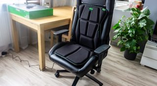 Test Razer Freyja. Nakładka na fotel wibruje w grach, efekt jest zaskakująco dobry