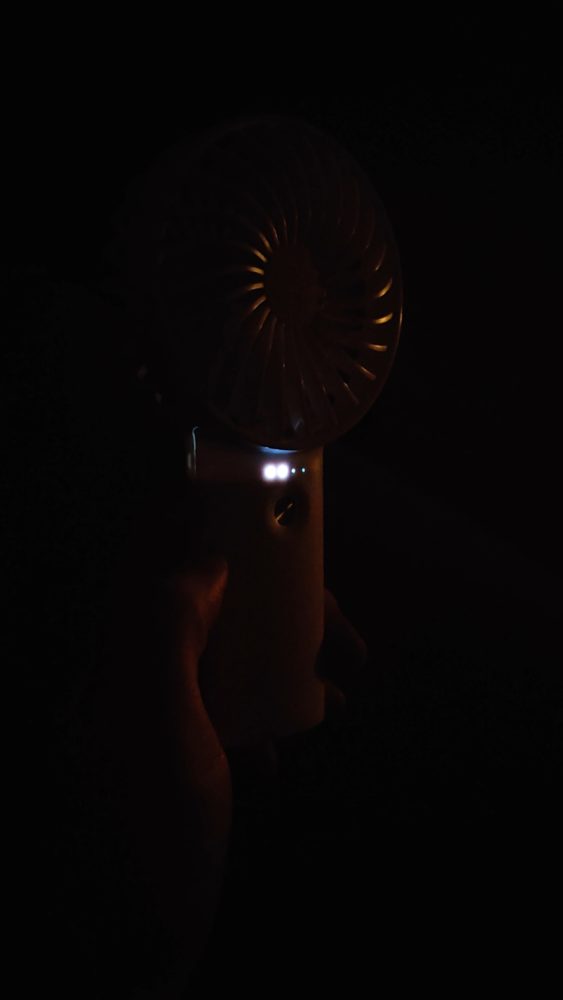 https://ocs-pl.oktawave.com/v1/AUTH_2887234e-384a-4873-8bc5-405211db13a2/spidersweb/2024/11/Realme-GT7-Pro-AI-Night-Vision-1-563x1000.jpeg