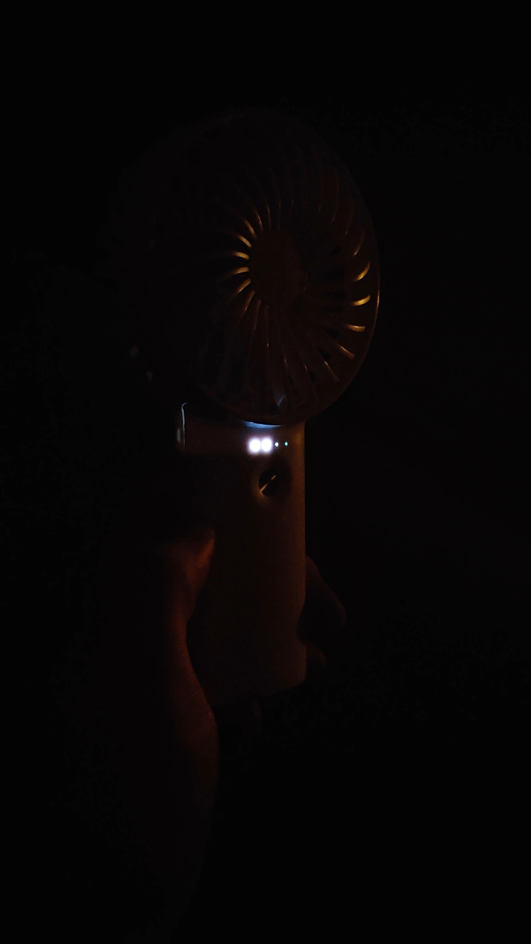 https://ocs-pl.oktawave.com/v1/AUTH_2887234e-384a-4873-8bc5-405211db13a2/spidersweb/2024/11/Realme-GT7-Pro-AI-Night-Vision-1.jpeg