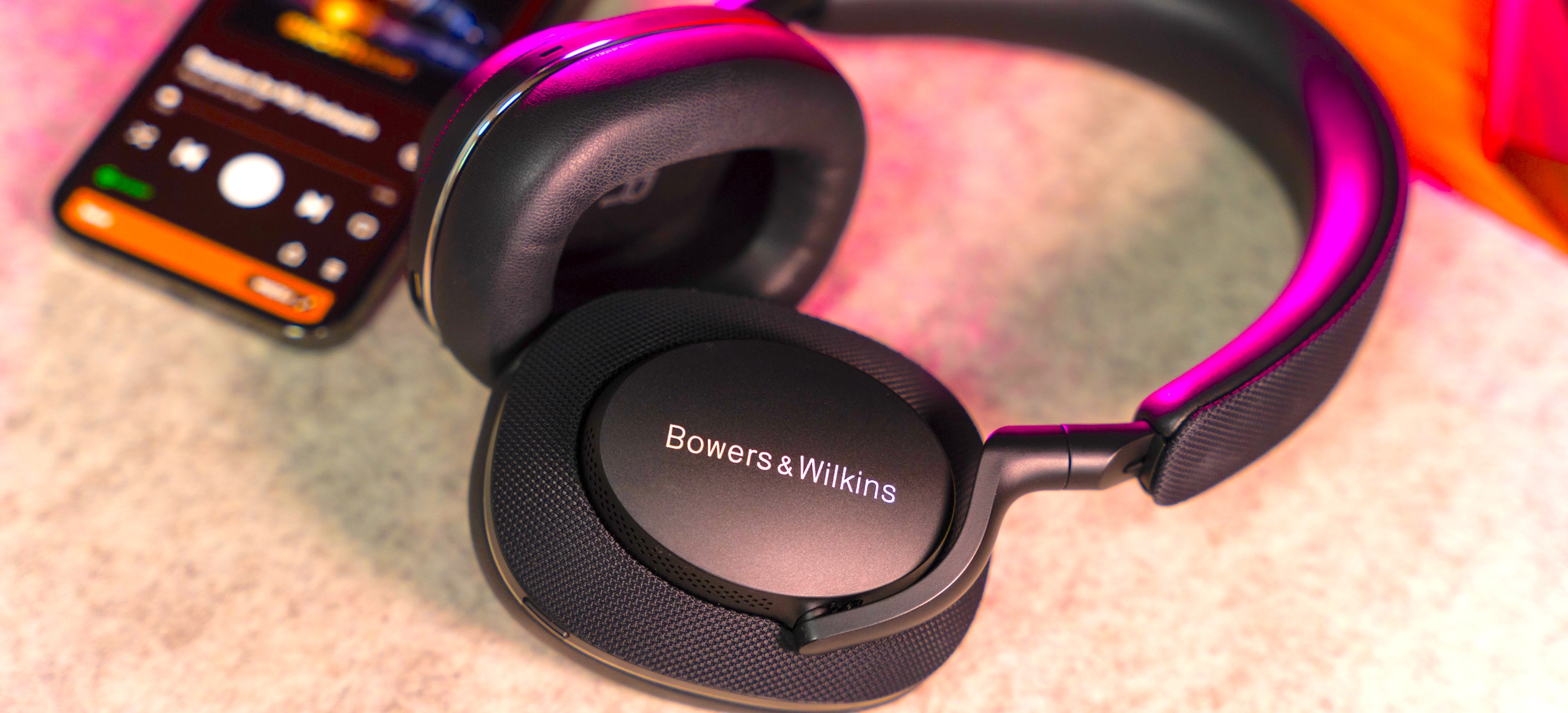 Czy warto zainwestować w Bowers & Wilkins Px7 S2? Oto co oferuje ten popularny model