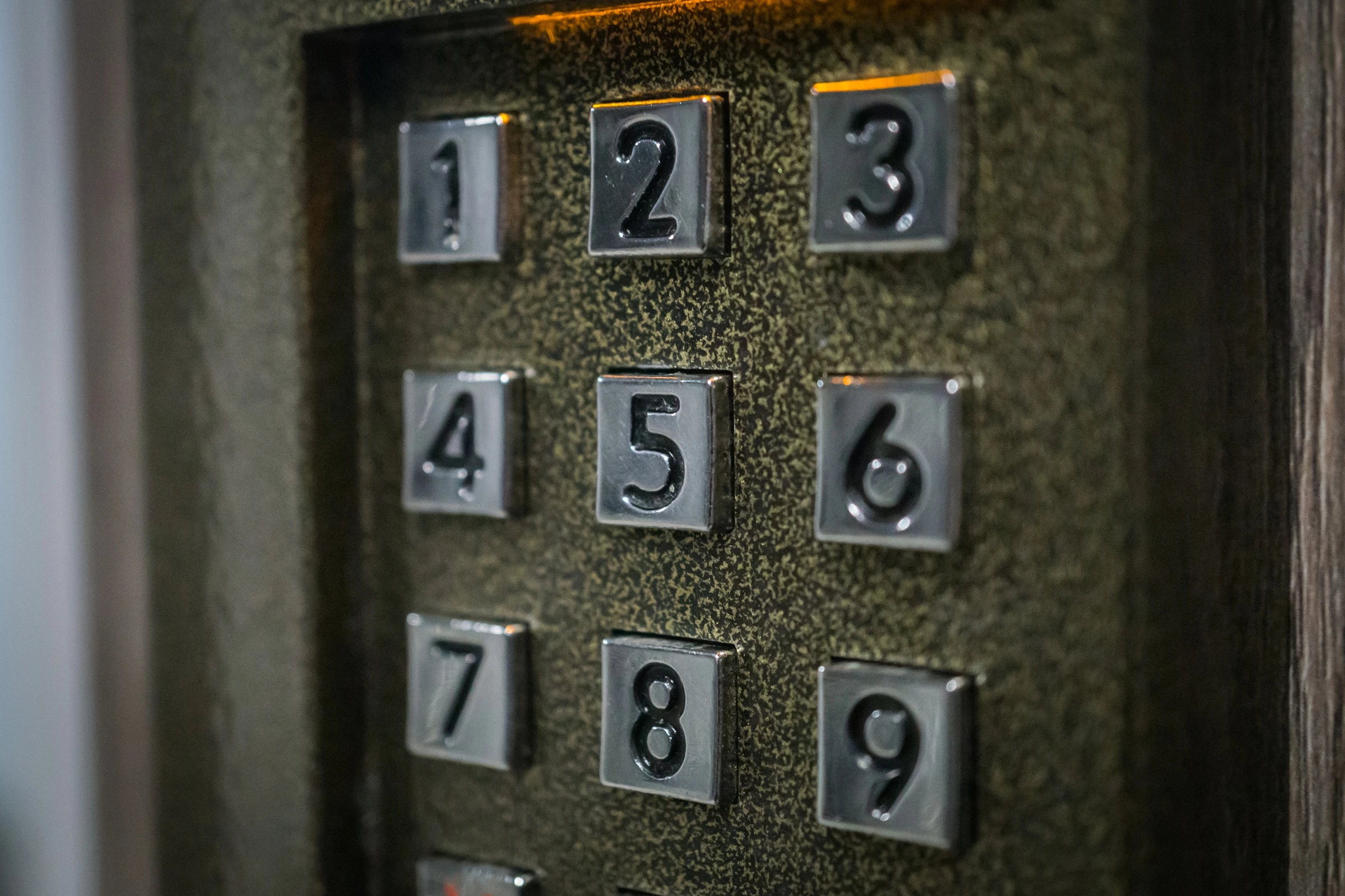 Niepotrzebna będzie aplikacja. Firma zmienia swoje automaty paczkowe