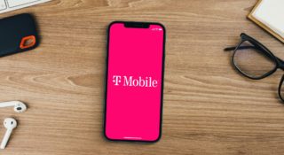 Lepiej teraz doładuj konto T-Mobile. Operator odpalił walentynkową promocję 