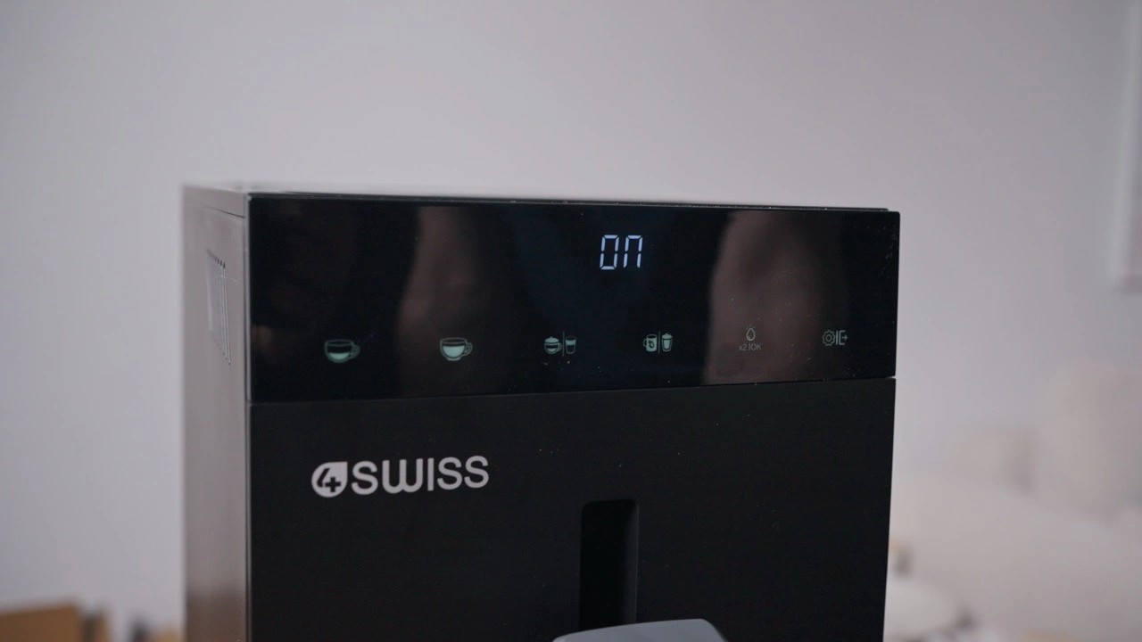 https://ocs-pl.oktawave.com/v1/AUTH_2887234e-384a-4873-8bc5-405211db13a2/spidersweb/2024/12/4swiss-a23-siena-2-ekran-1.jpeg
