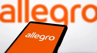 Allegro świętuje rekord zamówień. Ma też świetną wiadomość dla spóźnialskich 