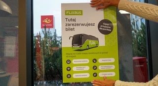 Poczta Polska otwiera się dla kochających podróże. Listy? Daj spokój
