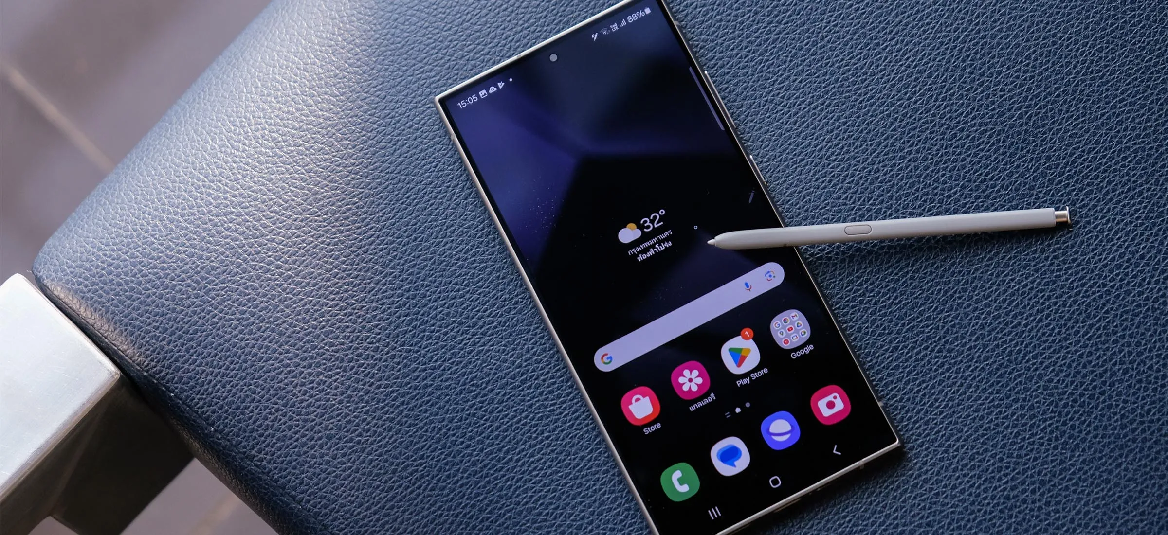 Kupił telefon z drugiej ręki i przekonał się, jak beznadziejnie można podrobić Galaxy S24 Ultra