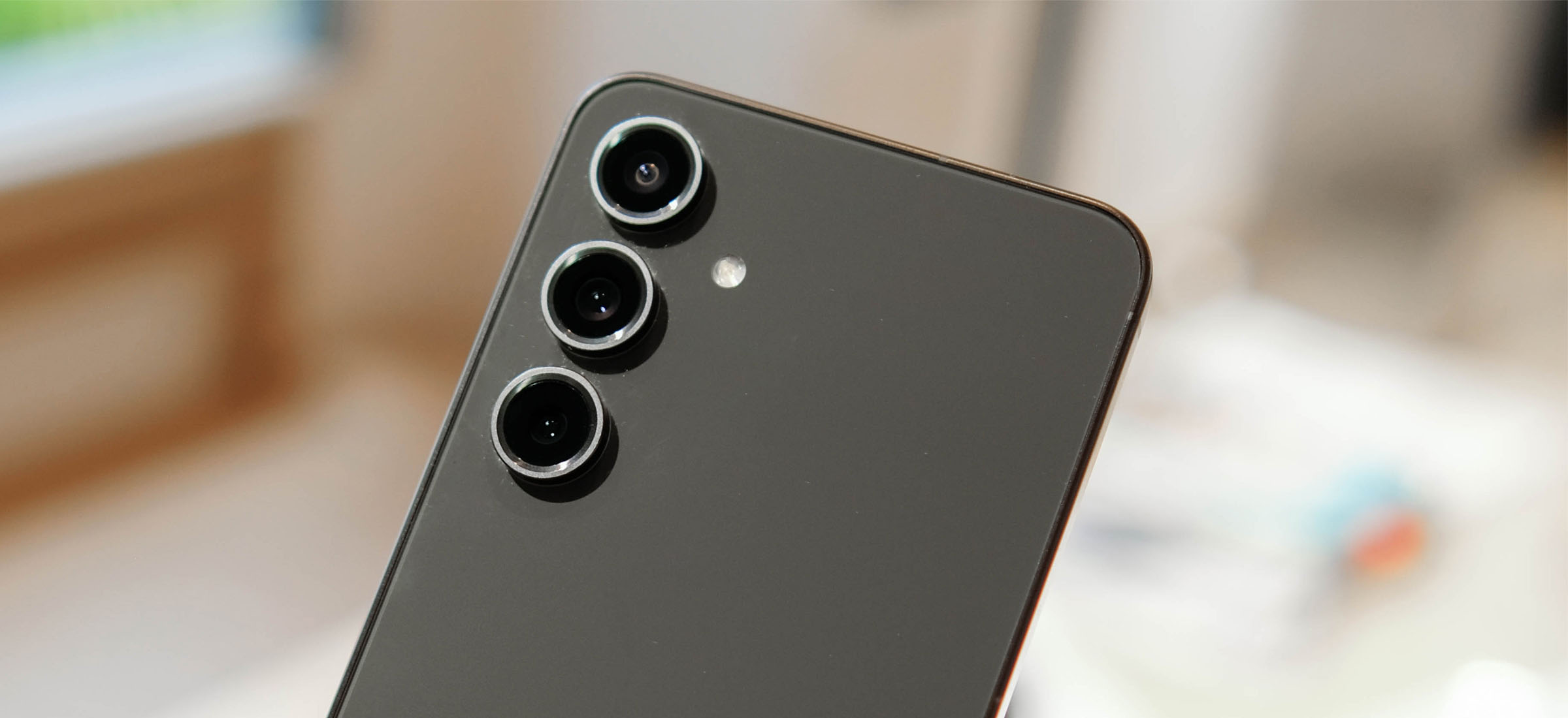 Nowy wariant Galaxy S25 jest już pewny. Samsung mocno zaskoczy modelem Slim