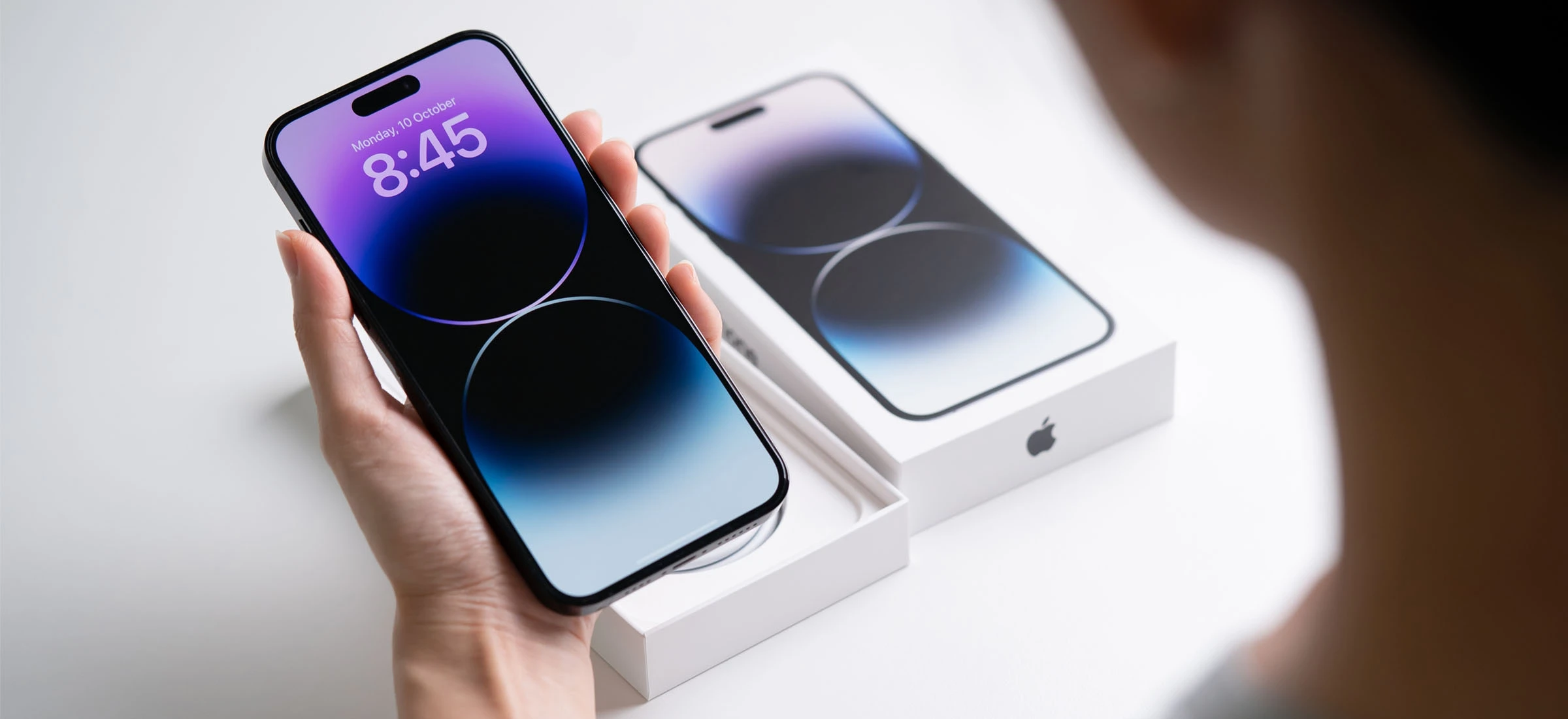 Kupowanie iPhone'a jak subskrypcja Netflixa. Apple miał wielkie plany