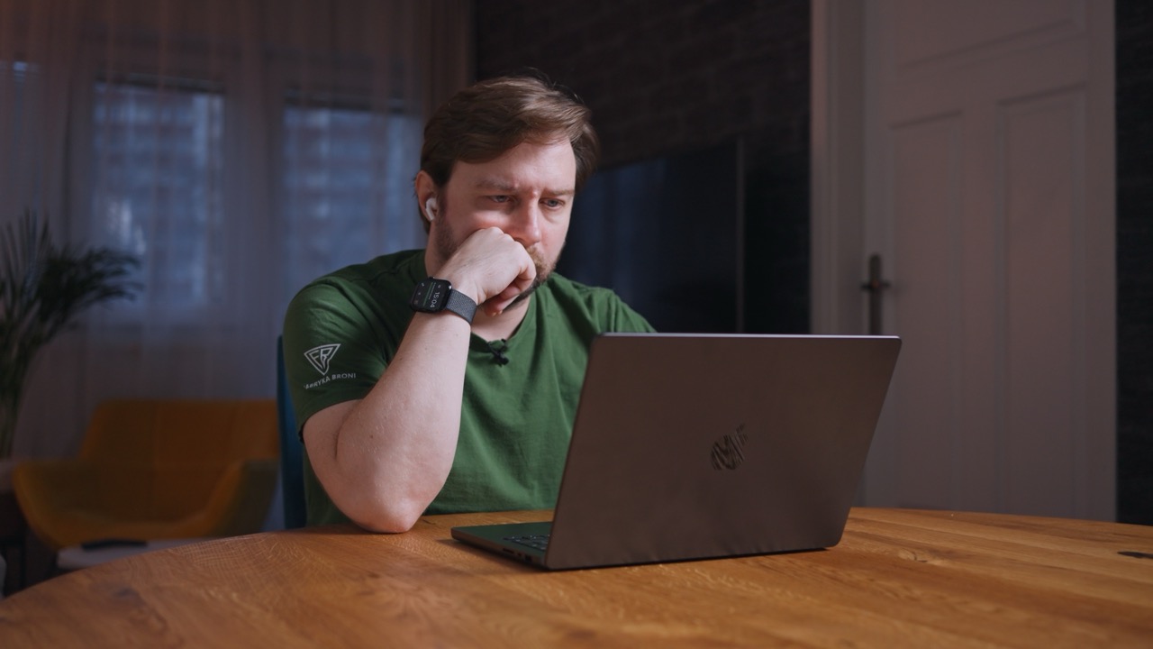 MacBook Pro (2024) z Apple M4