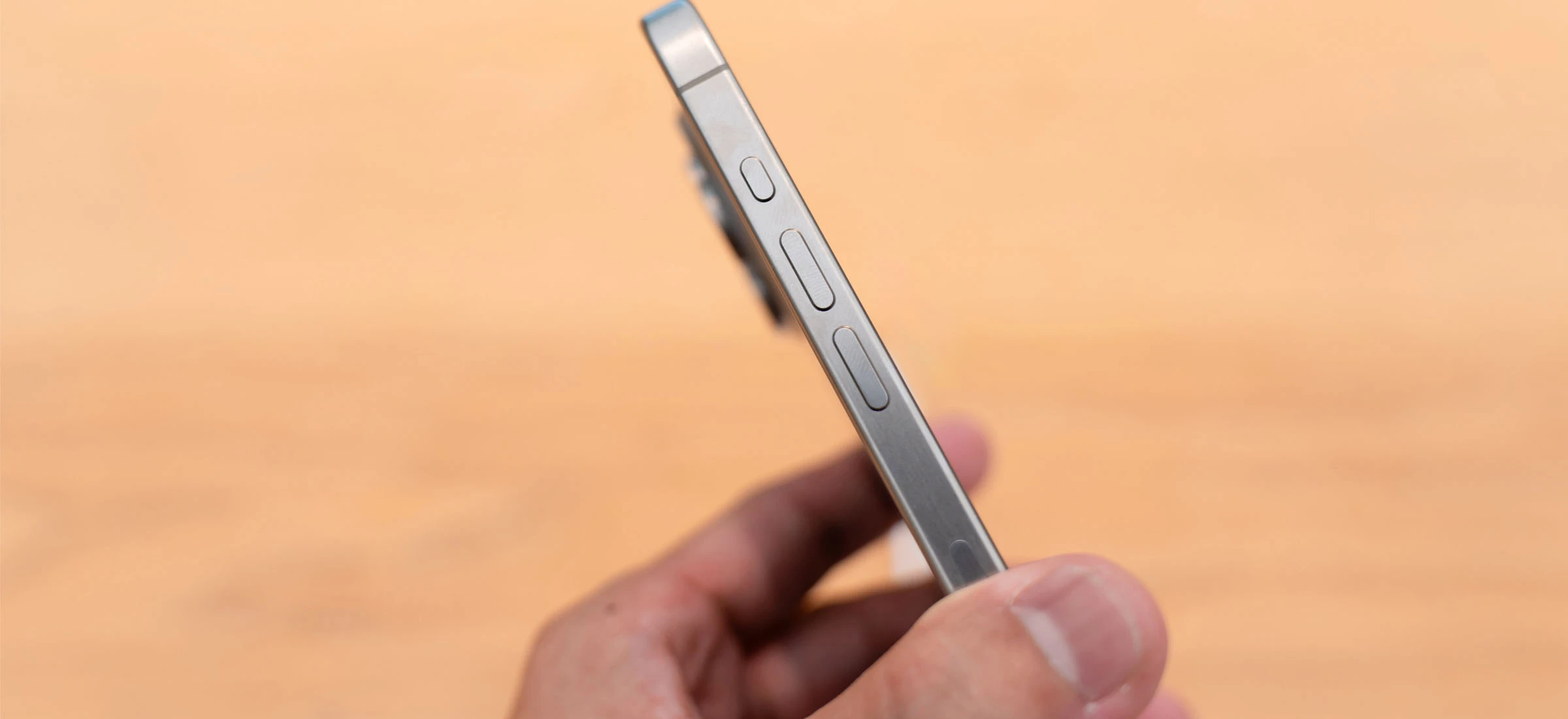 Każdy przycisk na twoim iPhone'ie to Przycisk czynności. Apple ma nowy patent