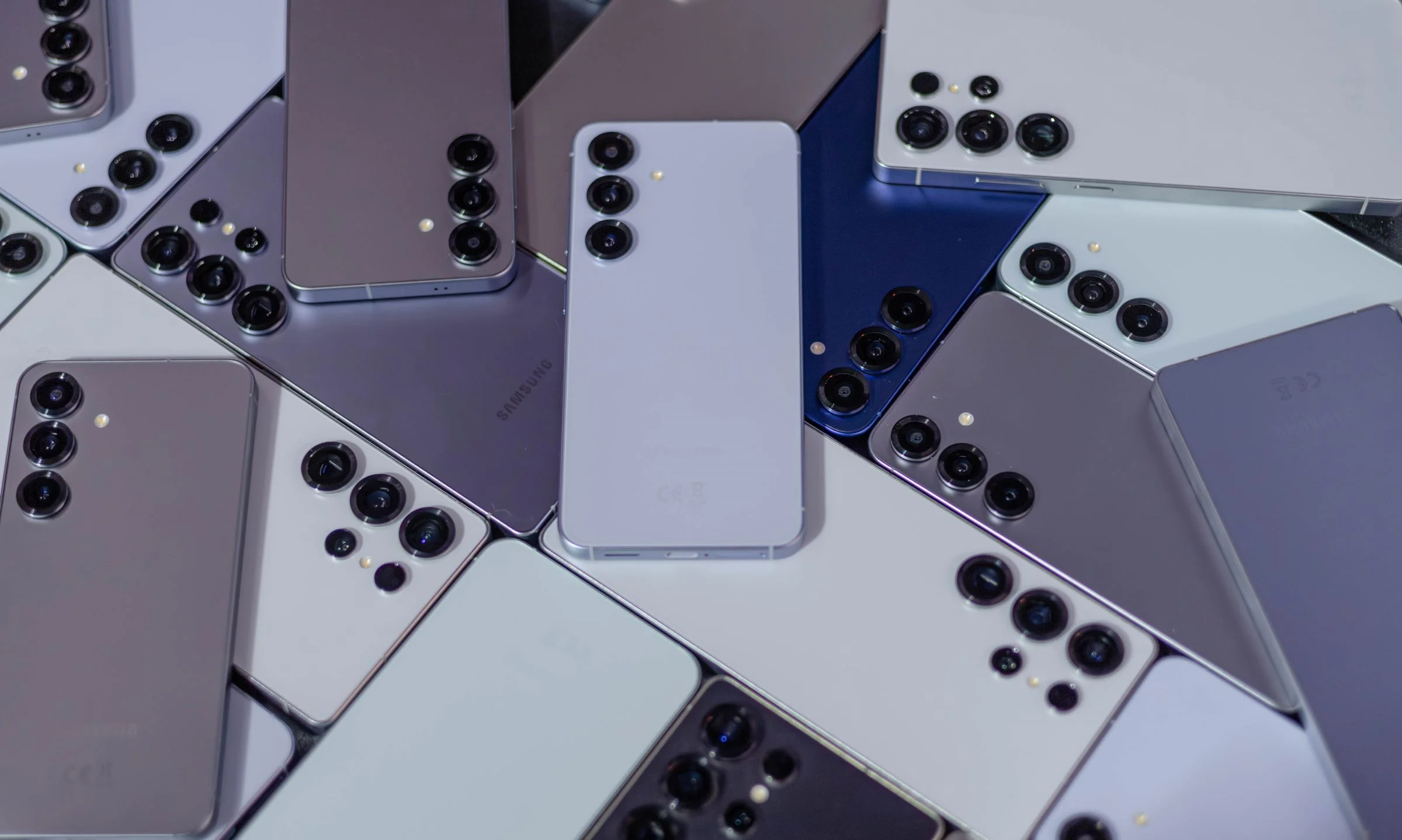 Nie uwierzysz, ale jest taniej. Oto polskie ceny Samsungów Galaxy S25