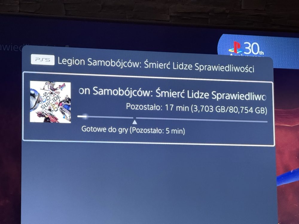 Mimo to nie narzekam, bo i tak jest kilkukrotnie szybciej niż na PS5