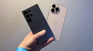 Galaxy S25 Ultra kontra iPhone 16 Pro Max. Używałem obu i opowiem, który lepiej wybrać