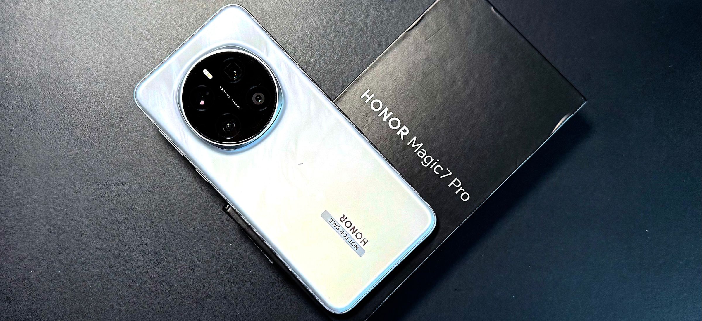 Honor Magic 7 Pro - pierwsze wrażenia. Jest piękny i potężny