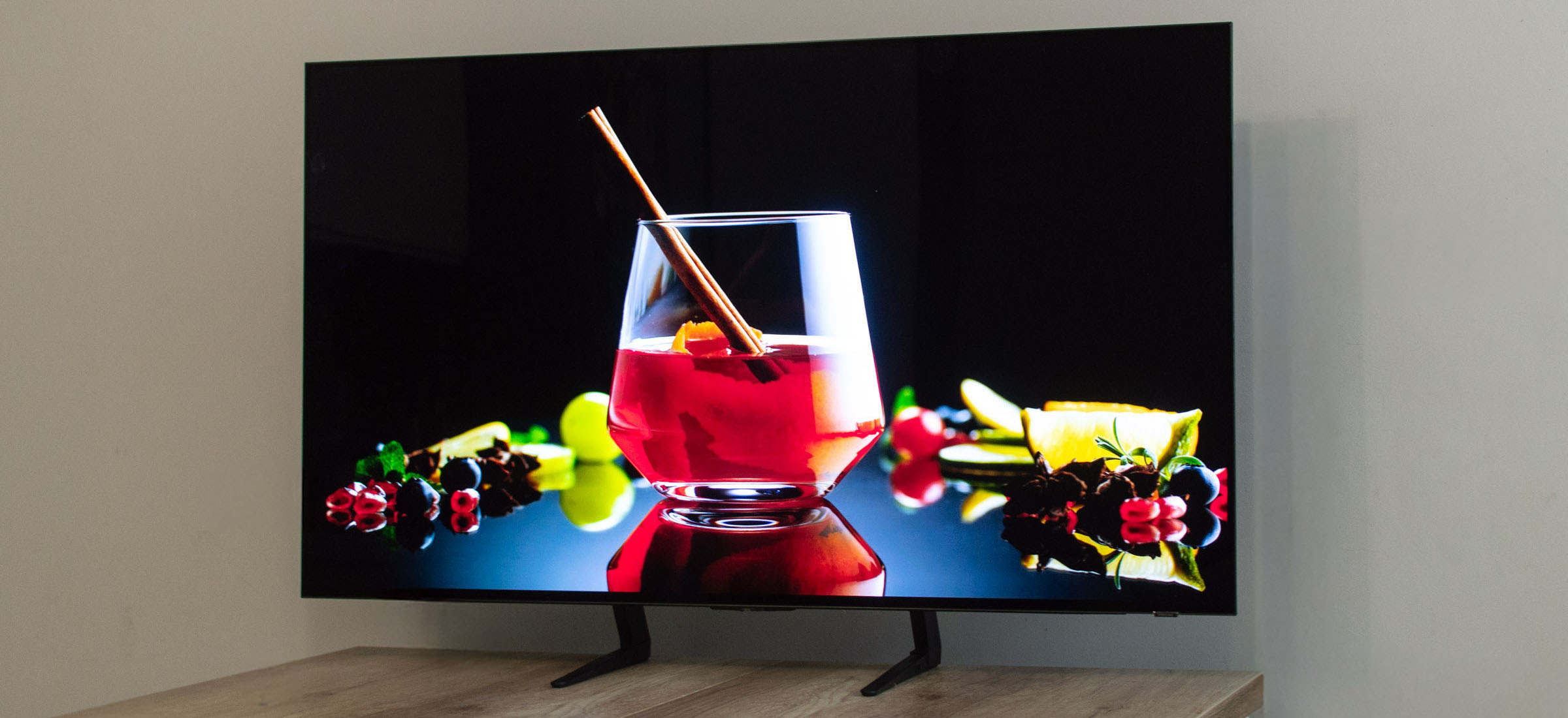 Samsung OLED S90D (WOLED) - recenzja