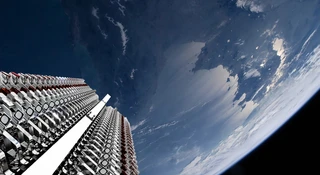 Tak płonie satelita Starlink. Noc rozświetliły szczątki spadające z nieba