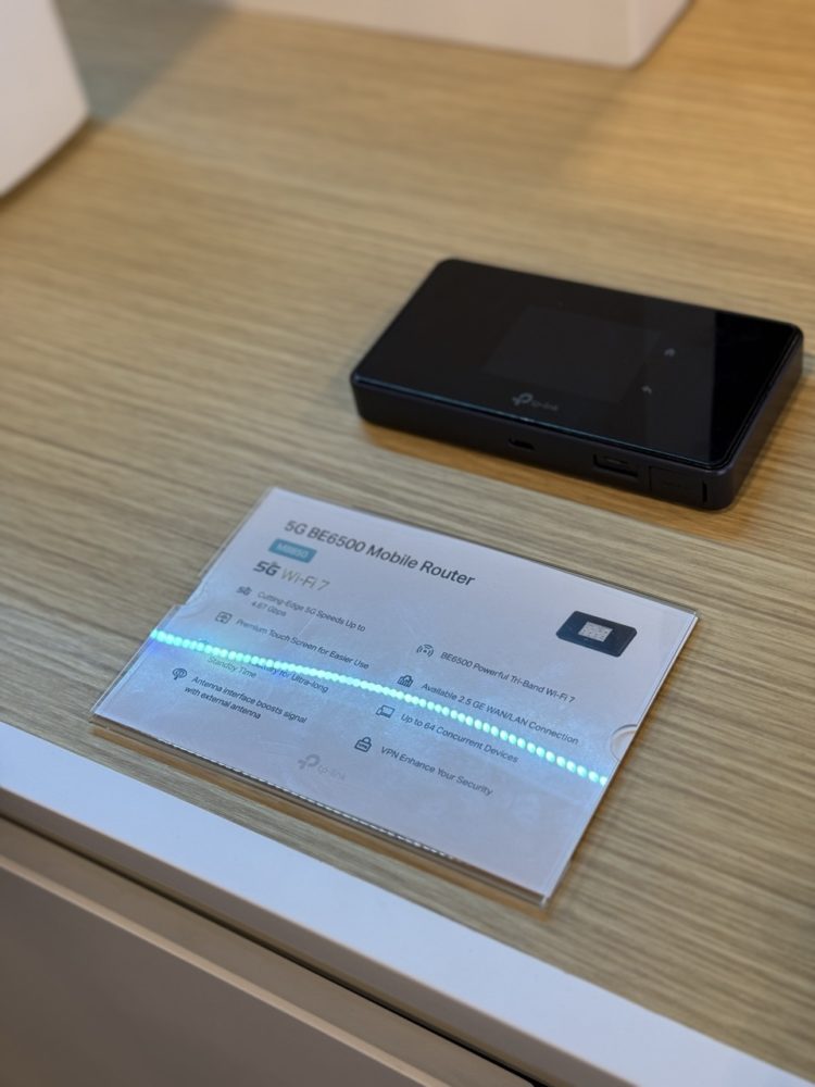 https://ocs-pl.oktawave.com/v1/AUTH_2887234e-384a-4873-8bc5-405211db13a2/spidersweb/2025/01/tp-link-ces-2025-router-4-750x1000.jpeg