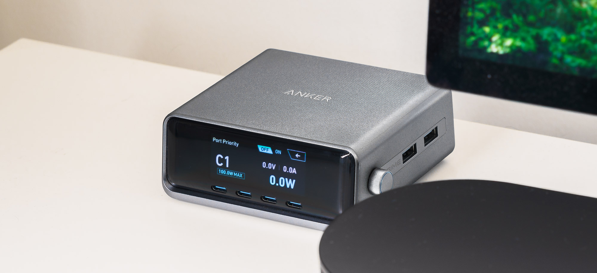 Anker Prime 250 W - ta ładowarka podbiła moje biurko. Inne przestały być potrzebne