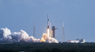 Wiadomo, dlaczego doszło do katastrofy rakiety SpaceX nad Polską. "Nie dotykajcie szczątków!" 