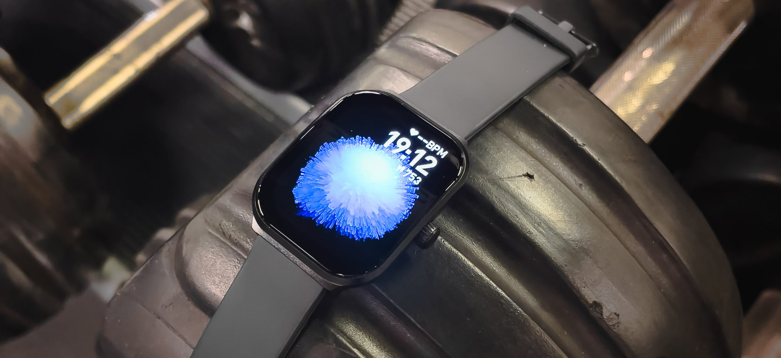 Infinix XWatch 3 Plus. Smartwatch w cenie opaski sportowej