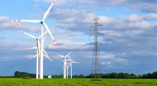 Gigantyczna inwestycja w polską energetykę. Tańszy prąd, więcej fotowoltaiki i stacji ładowania