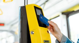 Polskie miasto wprowadza inteligentny bilet. Jedziesz, a system policzy, co się bardziej opłaca