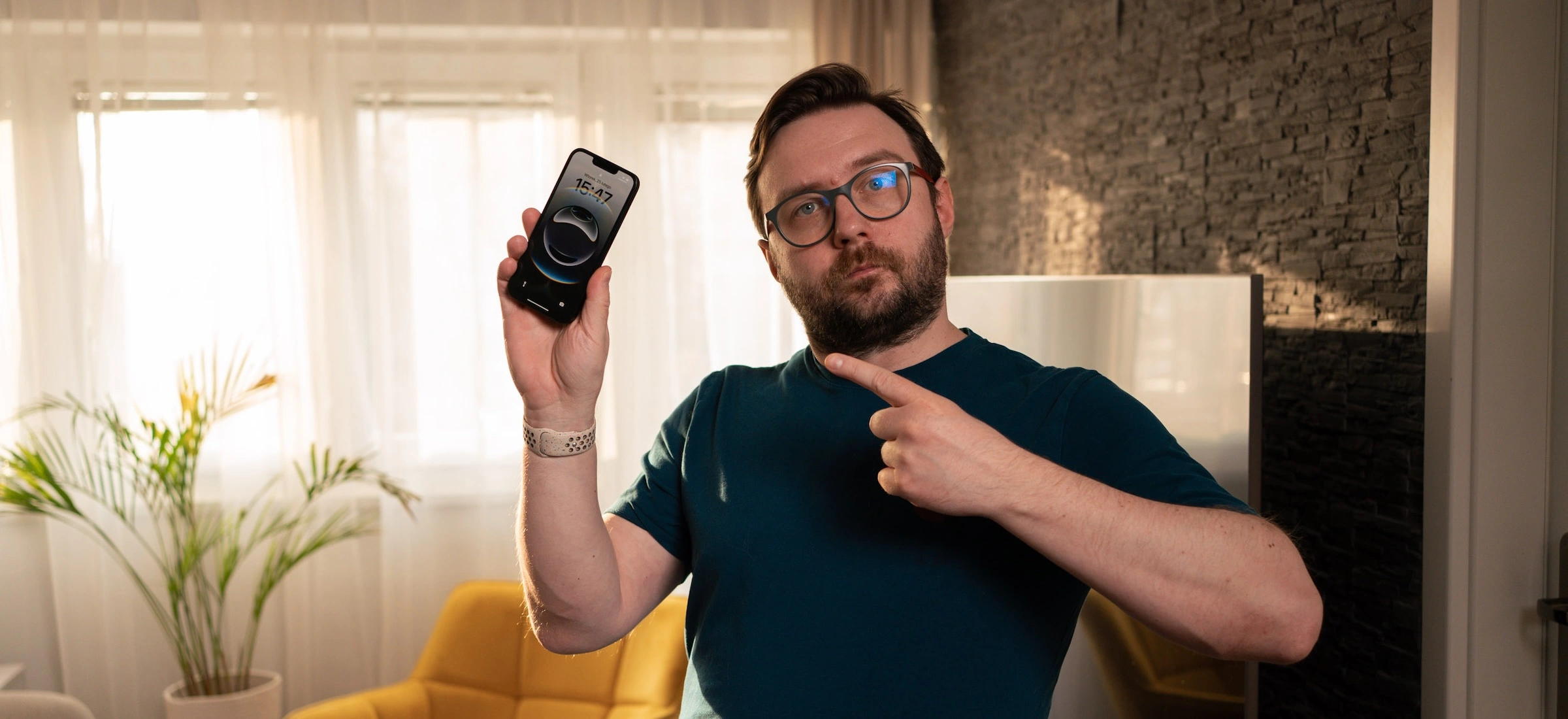 iphone-16e-opinie-najtanszy-telefon-apple-0