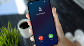 Jak skutecznie blokować niechciane połączenia telefoniczne? Poradnik