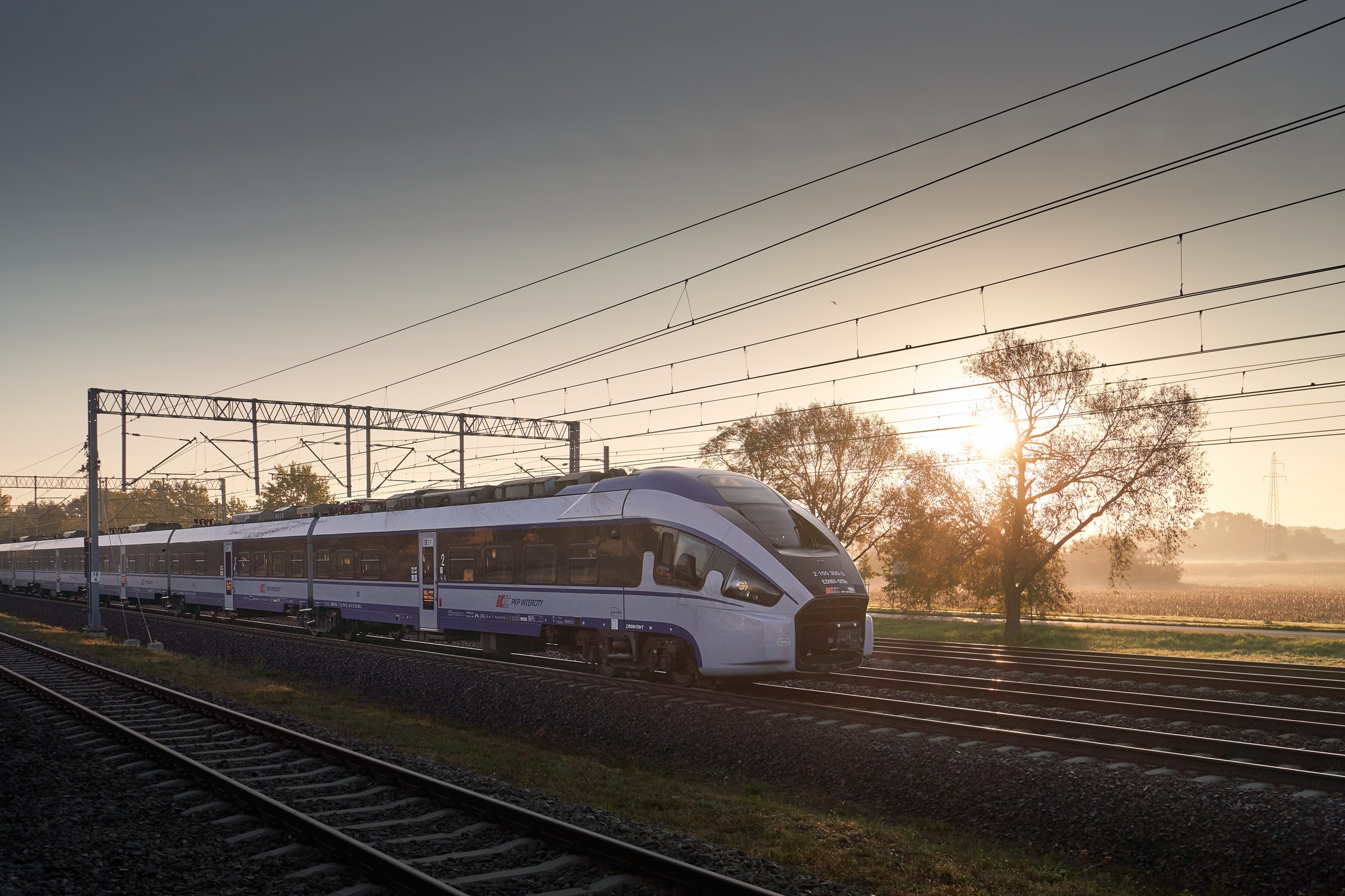 Pociągi PKP Intercity przyspieszają. Zdziwisz się, patrząc na godzinę przyjazdu