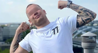 Budda influencerzy dziennikarze aresztowania