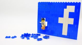 Facebook obiecywał, że weźmie się za oszustów. Tak mu to wychodzi