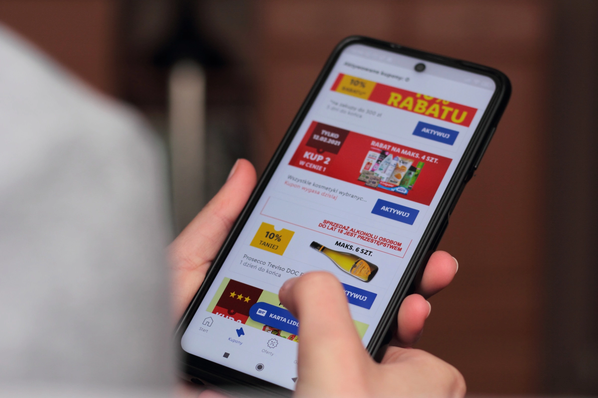 Lidl będzie pisał do ciebie wiadomości. Ma lepszy pomysł niż SMS-y od Biedronki