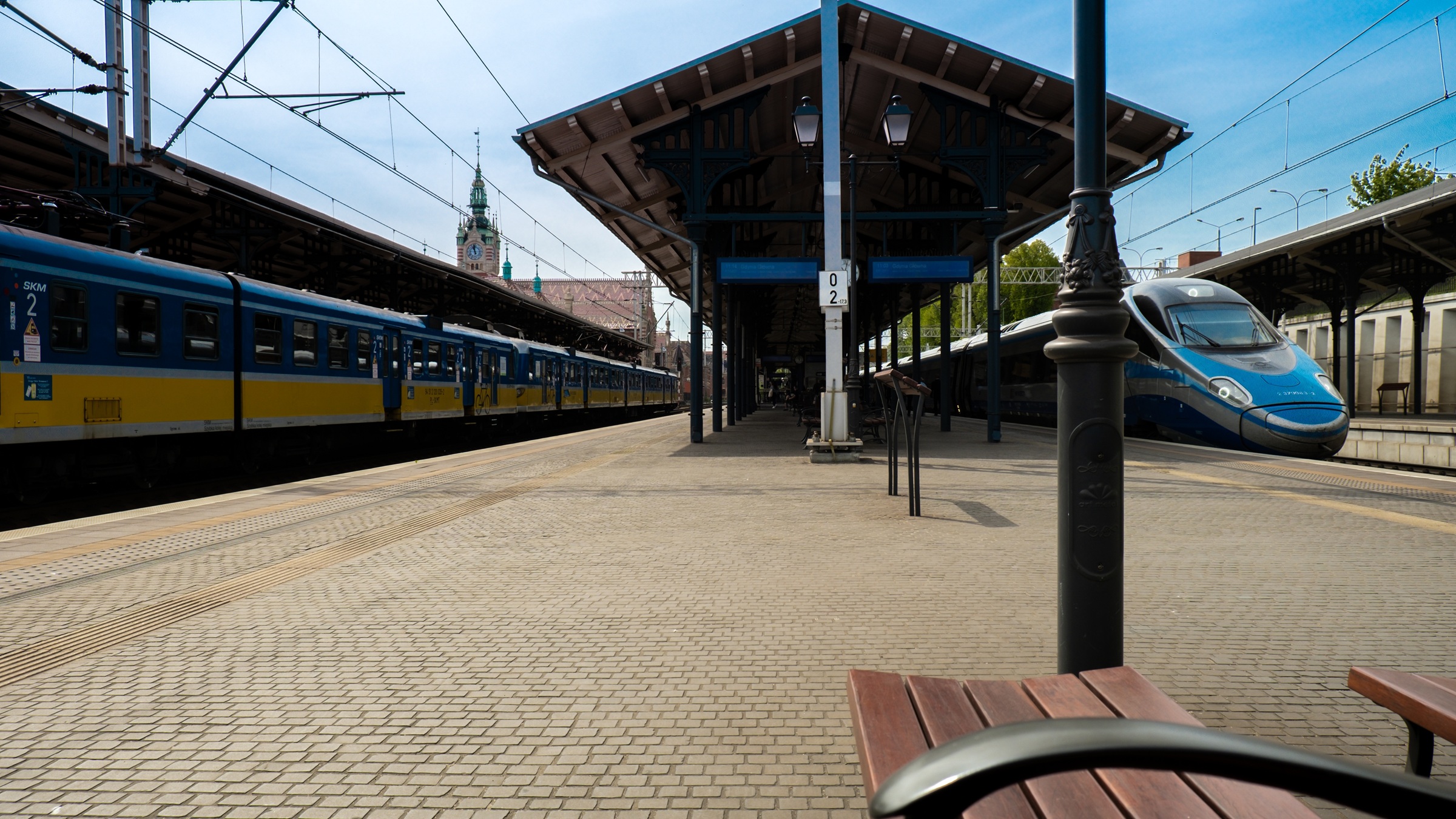 Polskie pociągi jeżdżą jak w zegarku. Trudno w to uwierzyć, ale dane mówią same za siebie