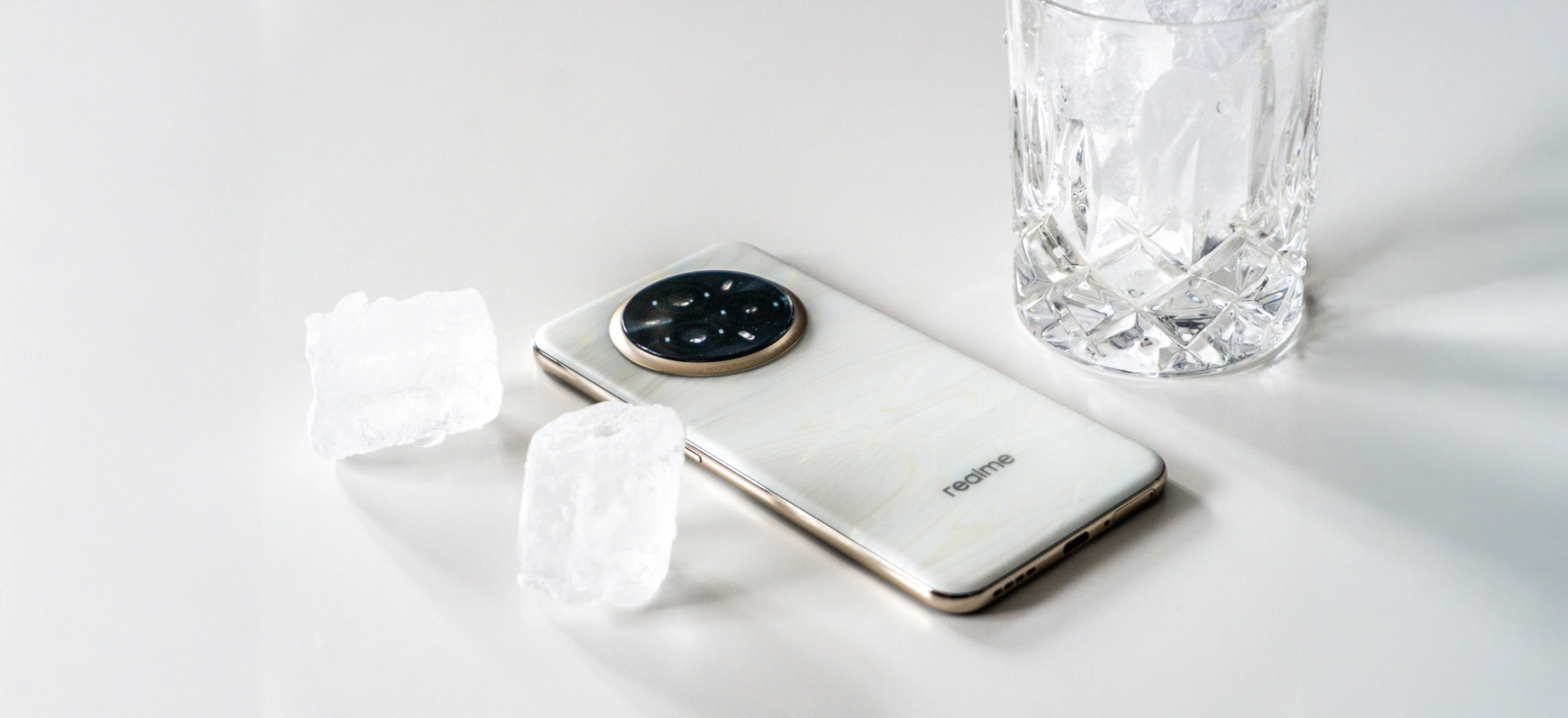Recenzja realme 14 Pro+, czyli premium na średniej półce. Jest cienki, a ma świetną baterię
