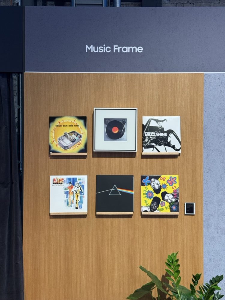https://ocs-pl.oktawave.com/v1/AUTH_2887234e-384a-4873-8bc5-405211db13a2/spidersweb/2025/03/samsung-music-frame-1-750x1000.jpeg