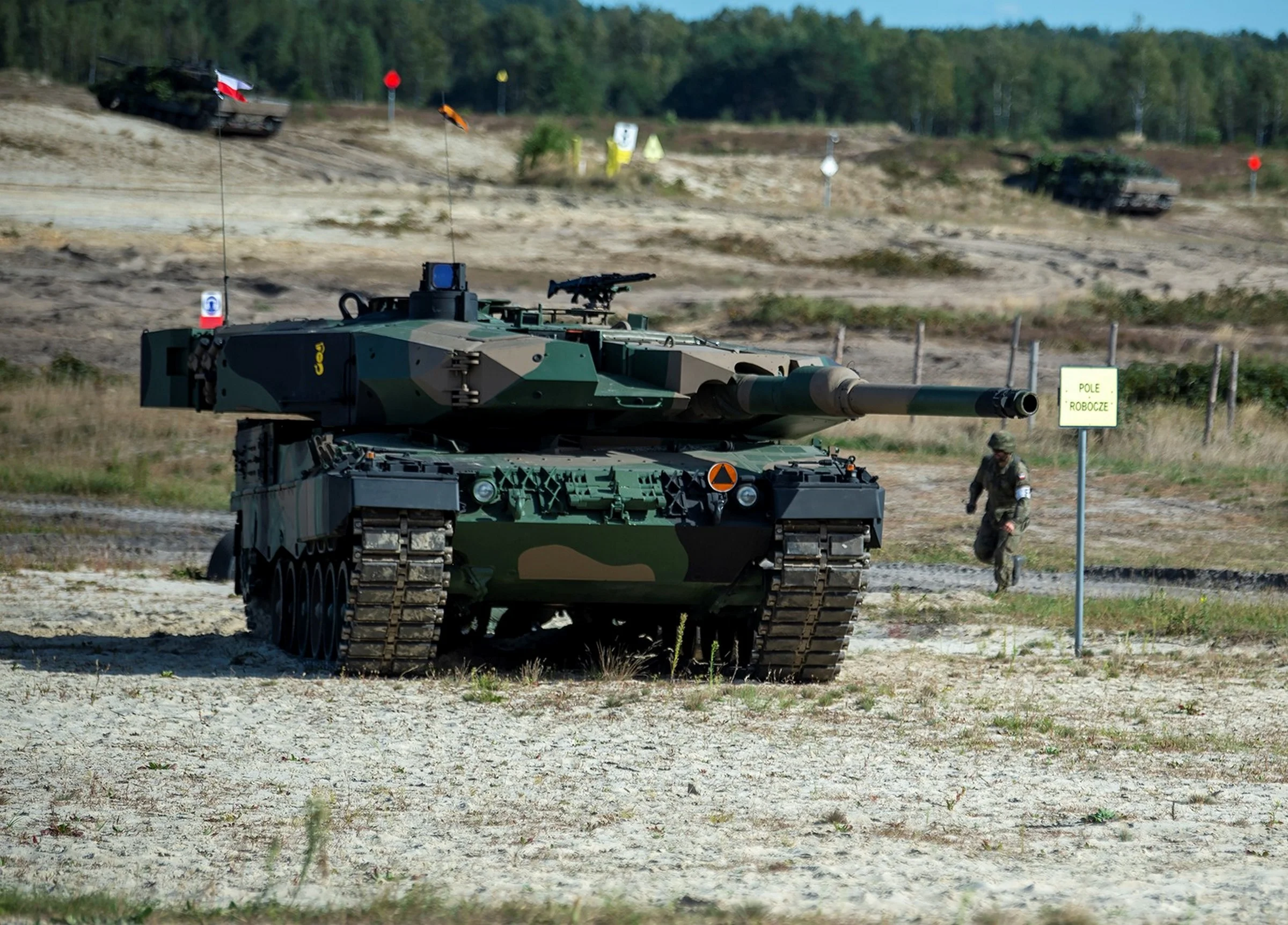 Polacy pracują nad supermateriałem dla wojska. Będzie idealny na pancerz i pociski