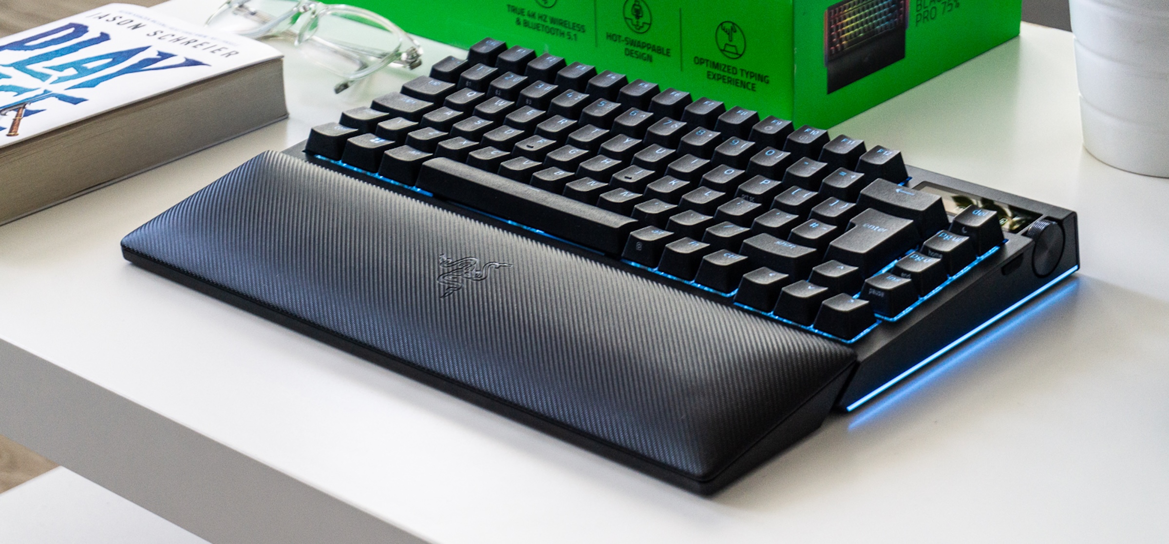 To najlepsza klawiatura w historii Razera. Nasza recenzja Razer BlackWidow V4 Pro 75%