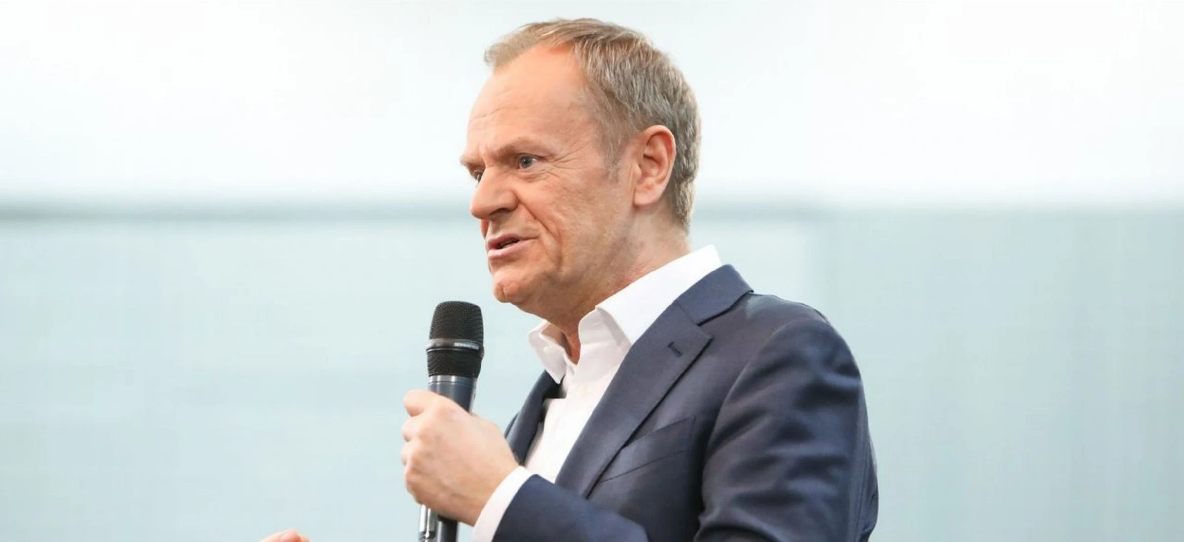 Donald Tusk: Polska ofiarą cyberataku na system informatyczny. W tle ingerencja w wybory