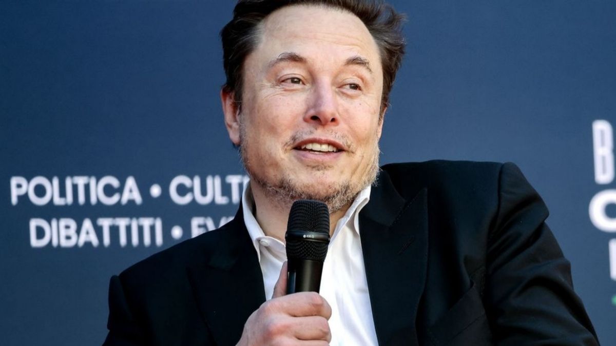 Musk jak Brzoska. "W maju zrezygnuję z pracy na rzecz rządu na pełen etat"