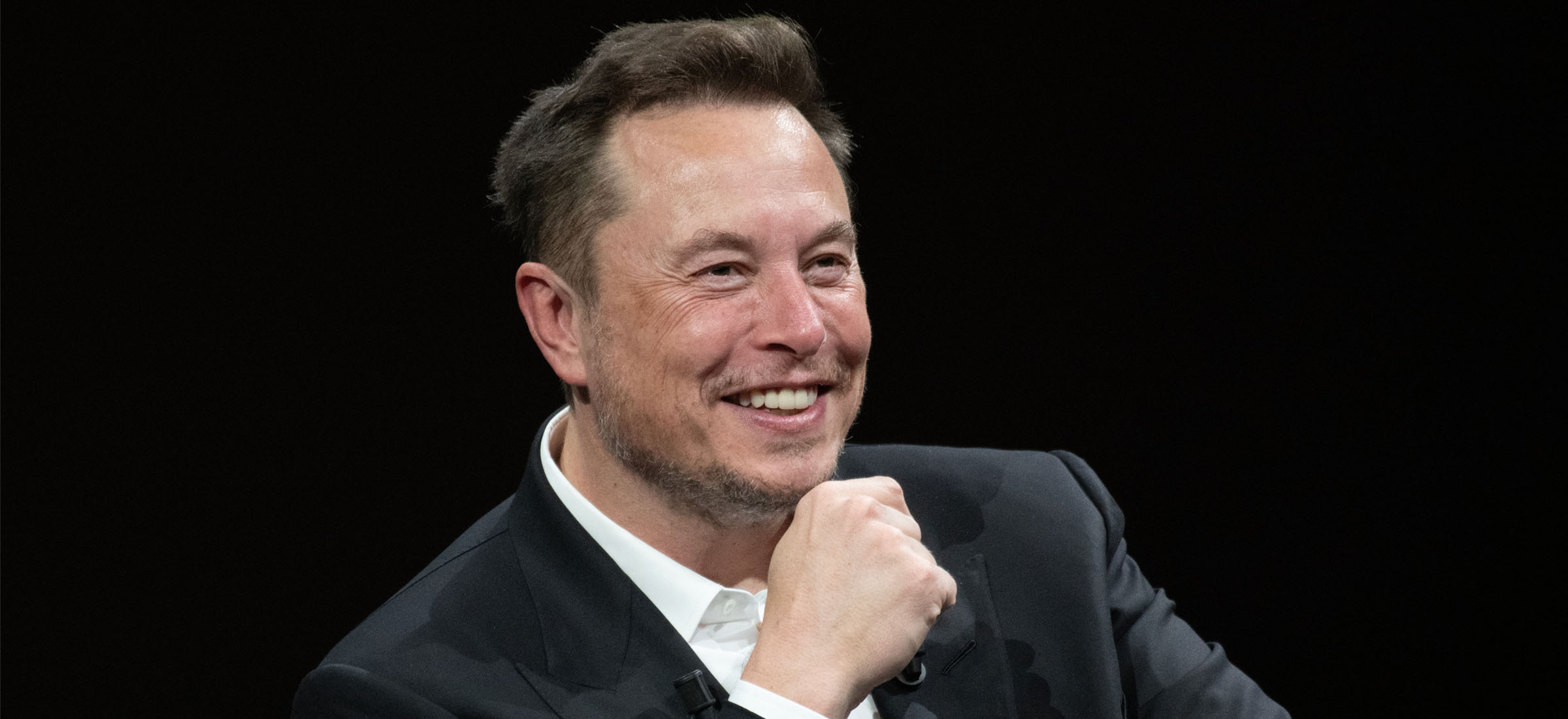 Elon Musk nie ogarnia gier komputerowych. Na początku oszukiwał, teraz umiera w samouczkach