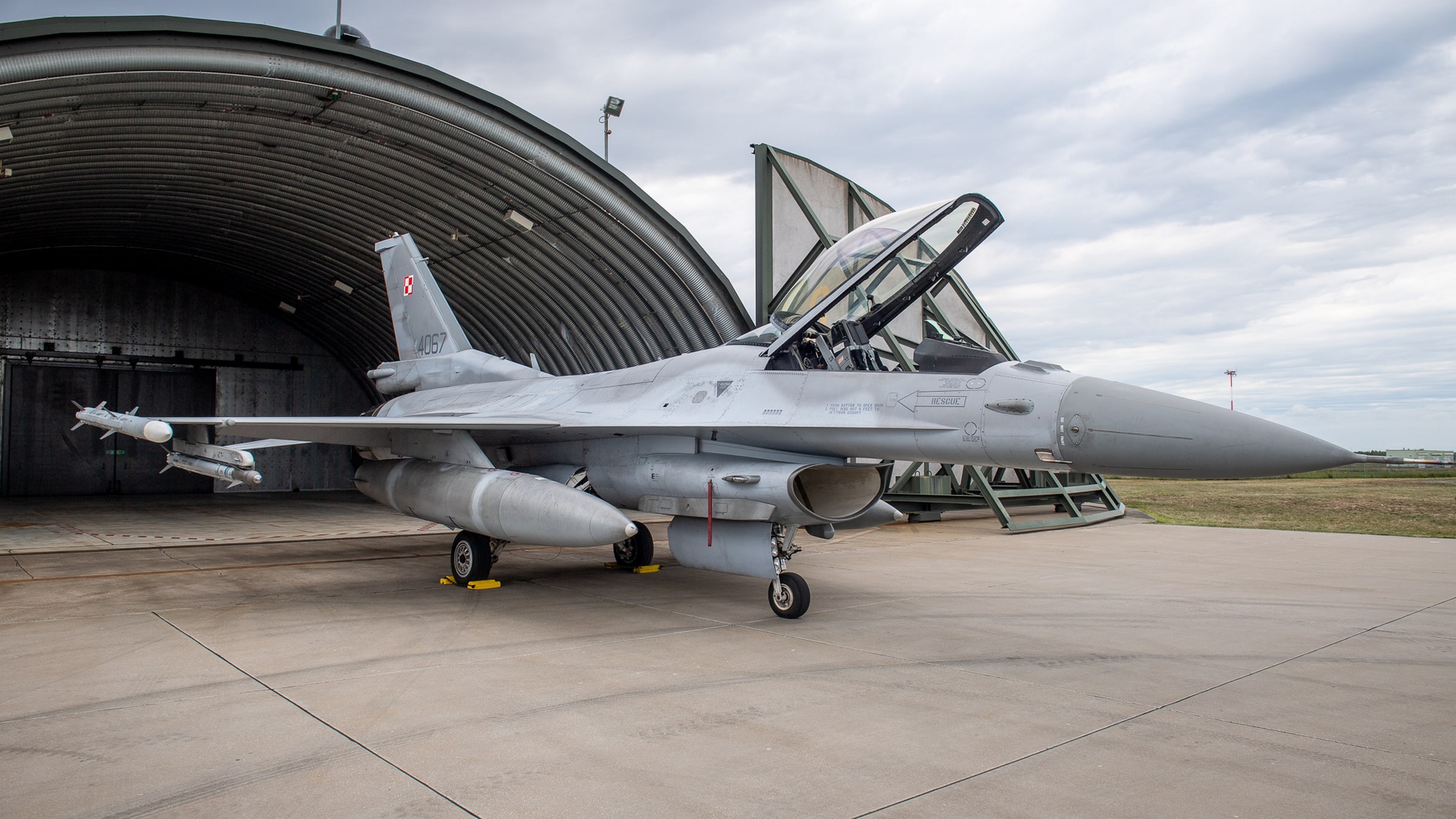 Pierwsza kobieta została pilotem F-16. Historyczny moment dla polskiego lotnictwa