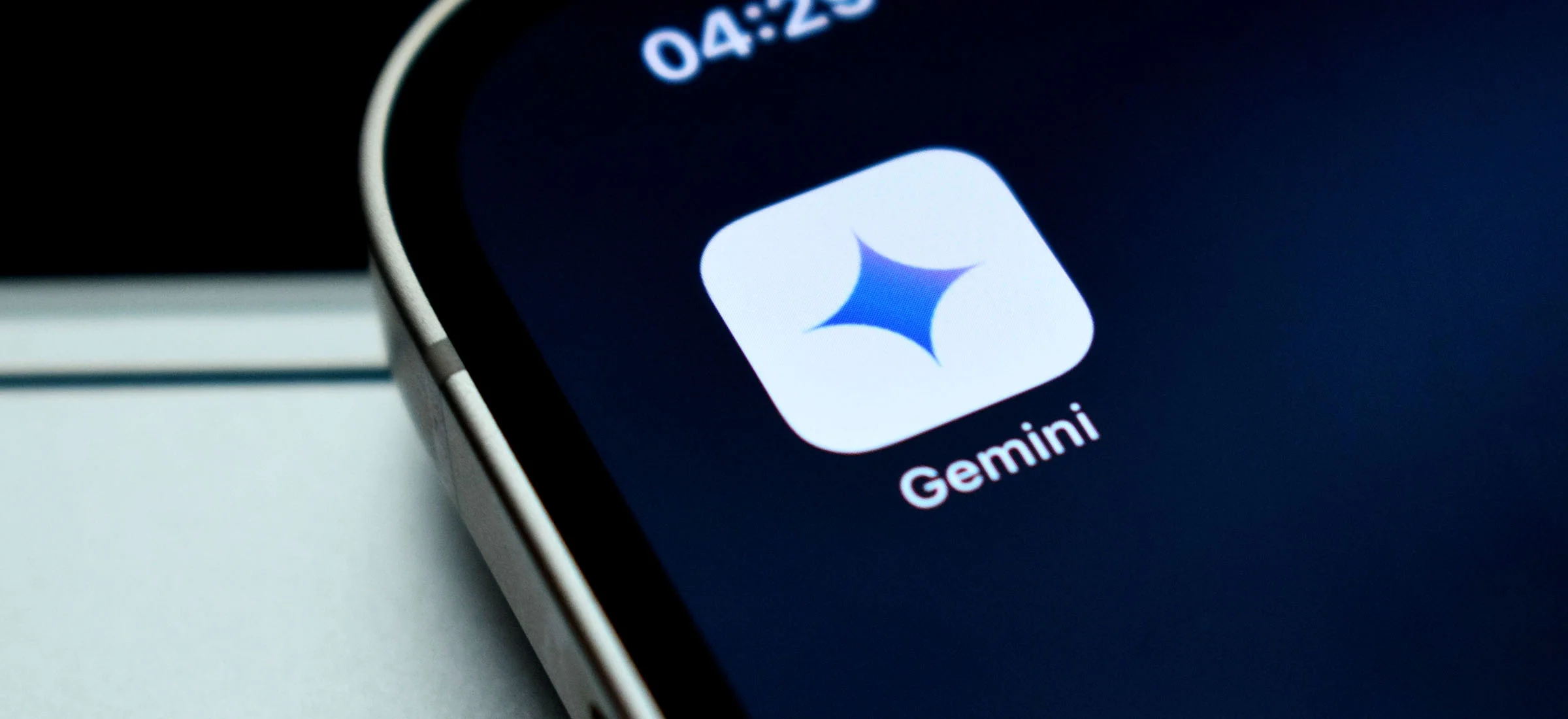 Gemini wygeneruje ci teraz nie tylko ładne obrazki, ale i ładne filmiki