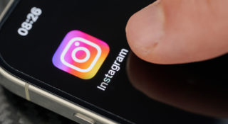 Nowa funkcja na Instagramie. Zobaczysz te same memy, co twoi znajomi