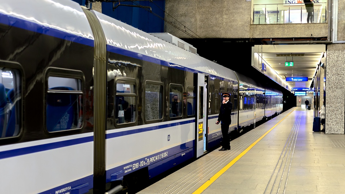 Chcą, żebyśmy płacili więcej. PKP Intercity ma problem, bo bilety są za tanie