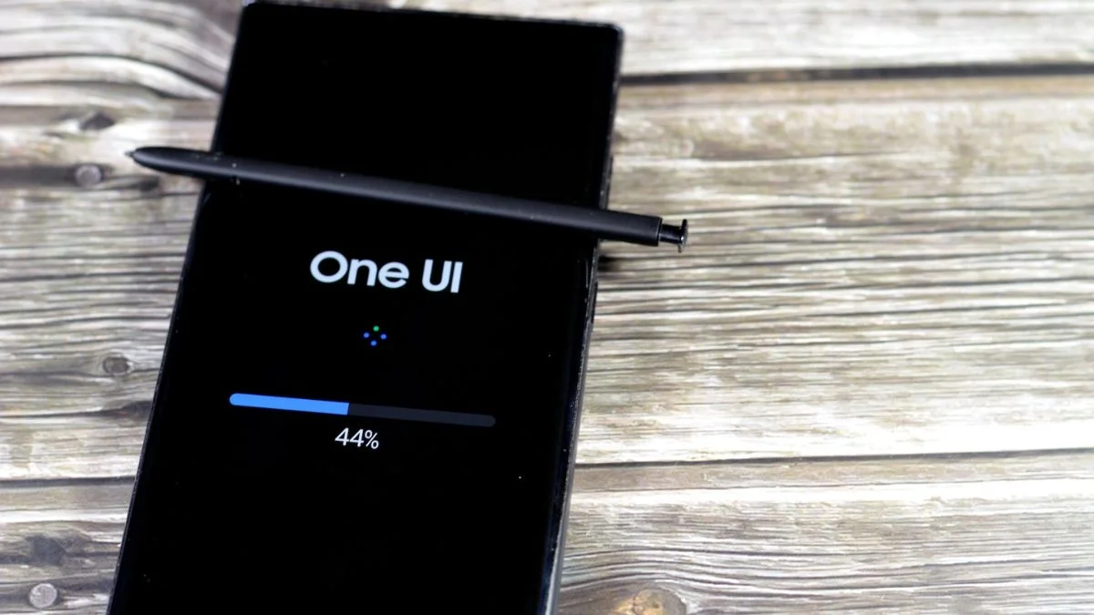 Ty czekasz na One UI 7, a Samsung robi już One UI 8.5. Wiemy, kiedy premiera