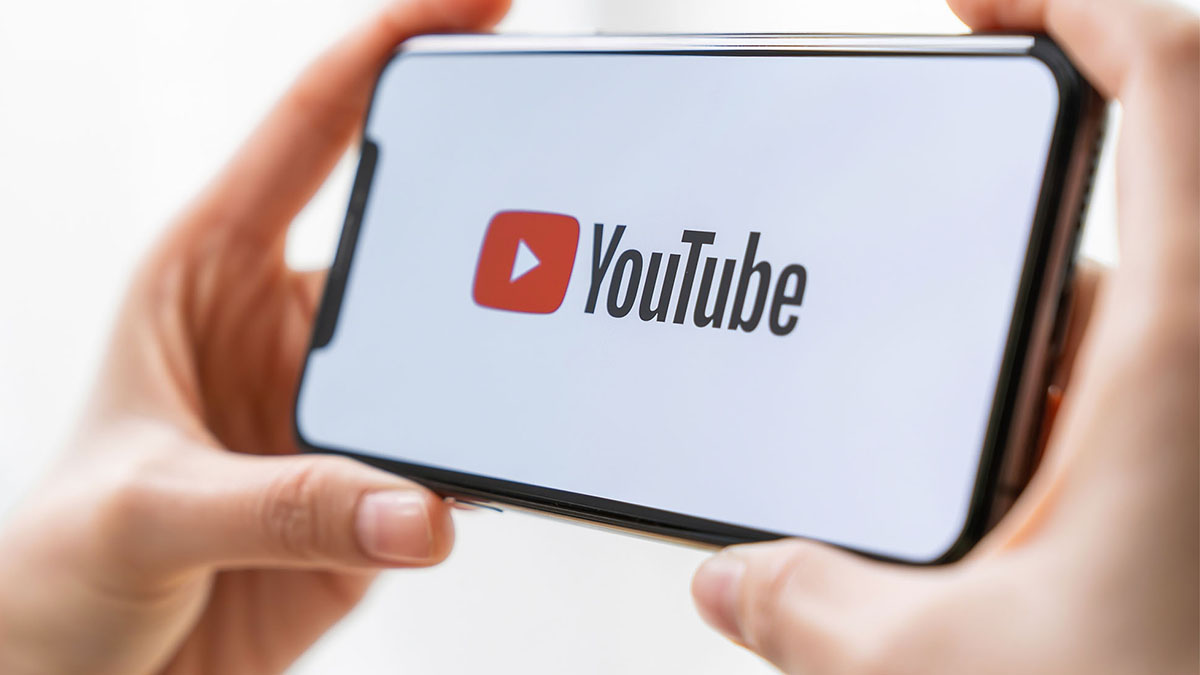 YouTube AI Overviews