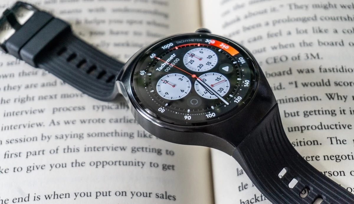 Nowy HUAWEI WATCH 5 ma czujnik… z boku? Sprawdzamy, jak działa X-TAP