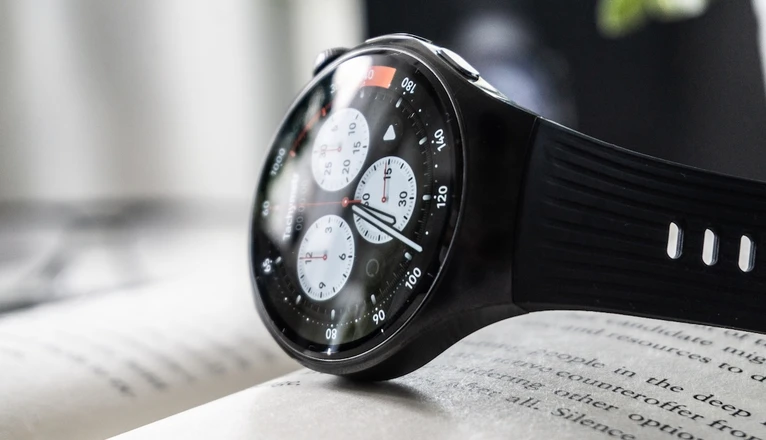 Smartfon poszedł do szuflady. Chcę zobaczyć, czy HUAWEI WATCH 5 z eSIM wytrzyma pełen dzień