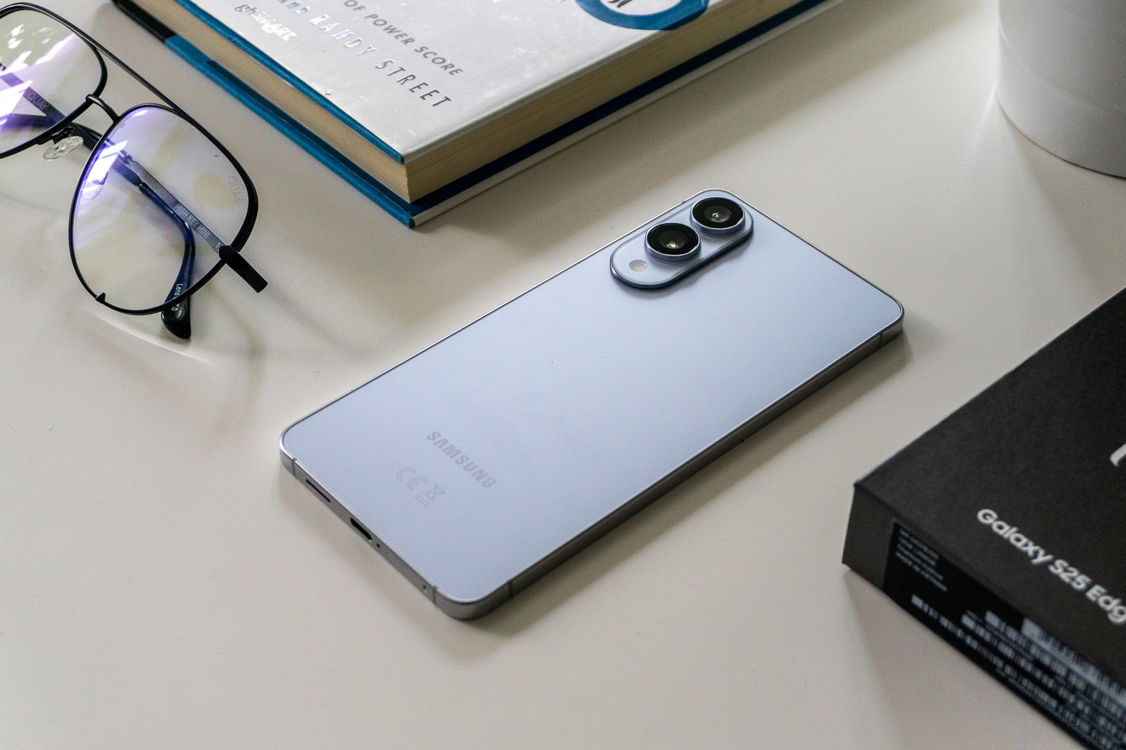 Samsung zdradza sztuczki, dzięki którym S25 Edge jest tak cienki